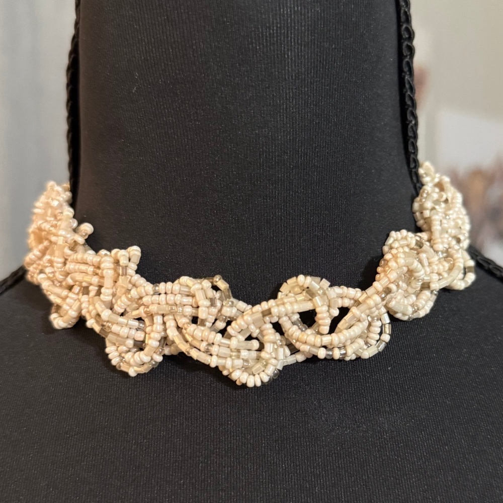 Elegant Cream Beaded‎ Choker Necklace